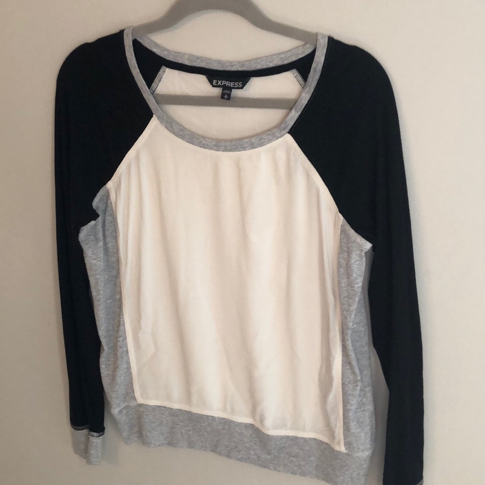 Pullover top